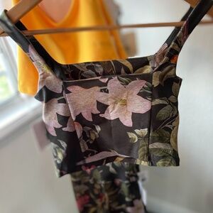 NWT Beyond Yoga Botanical Garden SoftMark Impress Cropped Tank